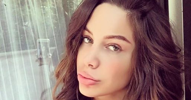 Barbara Šegetin Biografija Na fotografiji je prikazan fotomodel, starleta: Barbara Šegetin