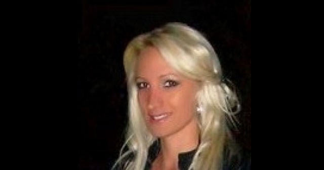 Lejla Zečić Biografija Na fotografiji je prikazan magistar mikrobiologije: Lejla Zečić