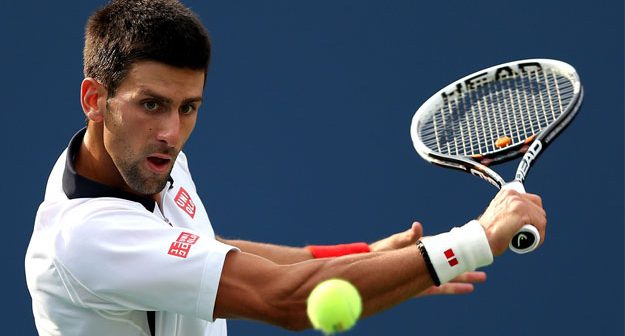 Na fotografiji je prikazan teniser: Novak Đoković