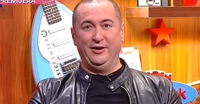 Radiša Trajković Đani Biografija Na fotografiji je prikazan pevač: Radiša Trajković Đani