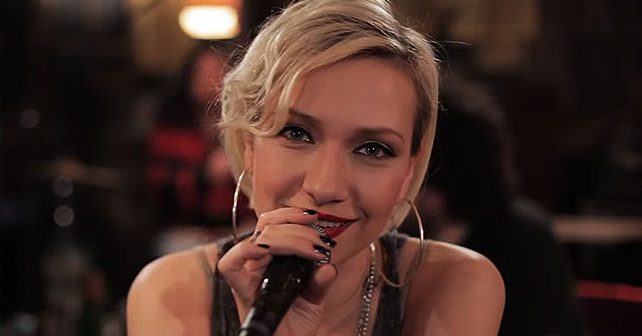 Mirela Priselac Remi Biografija Na fotografiji je prikazan pevačica: Mirela Priselac Remi