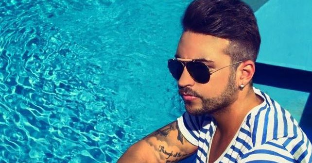 Saša Kapor Biografija Na fotografiji je prikazan pevač: Saša Kapor