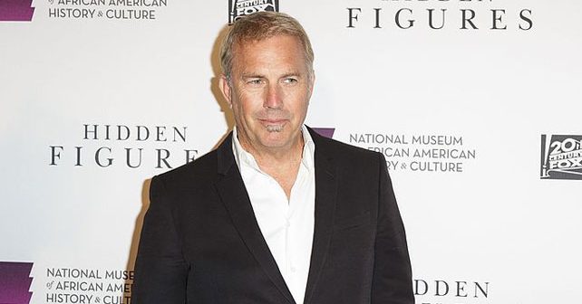 Kevin Costner Biografija Na fotografiji je prikazan glumac, režiser, producent, muzičar: Kevin Costner