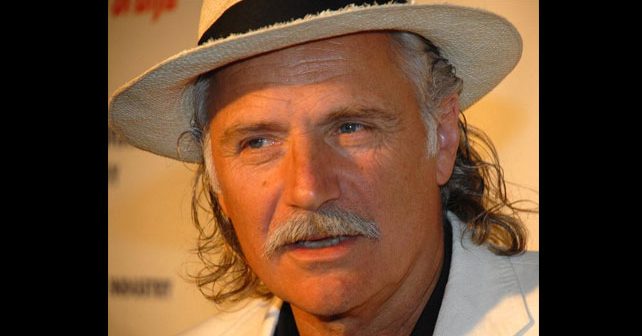 Rade Šerbedžija Biografija Na fotografiji je prikazan glumac, režiser, producent: Rade Šerbedžija