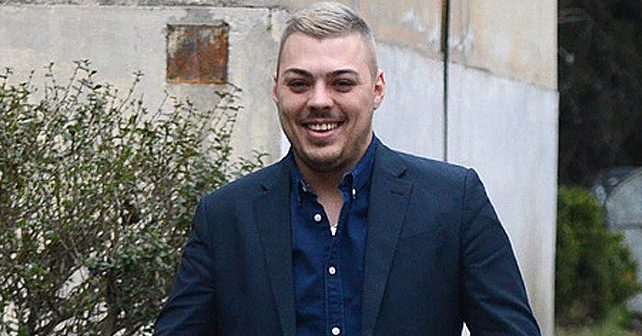 Slobodan Vasić Biografija Na fotografiji je prikazan pevač: Slobodan Vasić