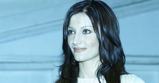 Mira Škorić Biografija Na fotografiji je prikazan pevačica: Mira Škorić