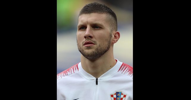 Ante Rebić Biografija Na fotografiji je prikazan fudbaler: Ante Rebić