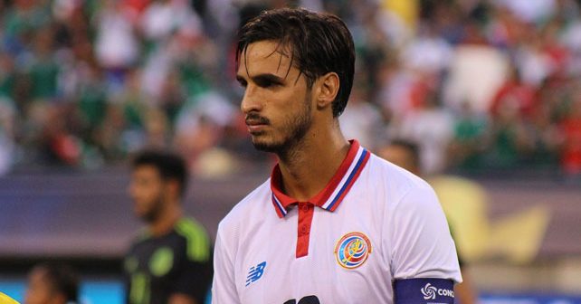 Bryan Ruiz Biografija Na fotografiji je prikazan fudbaler: Bryan Ruiz