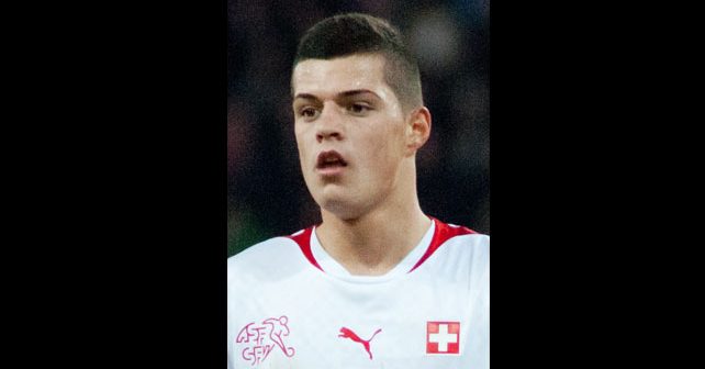 Granit Đaka (Granit Xhaka) Biografija Na fotografiji je prikazan fudbaler: Granit Đaka (Granit Xhaka)