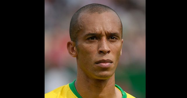 Žoao Miranda (João Miranda) Biografija Na fotografiji je prikazan fudbaler: Žoao Miranda (João Miranda)