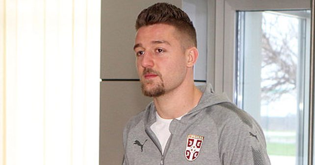 Sergej Milinković Savić Biografija Na fotografiji je prikazan fudbaler: Sergej Milinković Savić