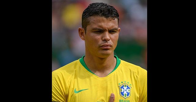 Tijago Silva Biografija Na fotografiji je prikazan fudbaler: Tijago Silva