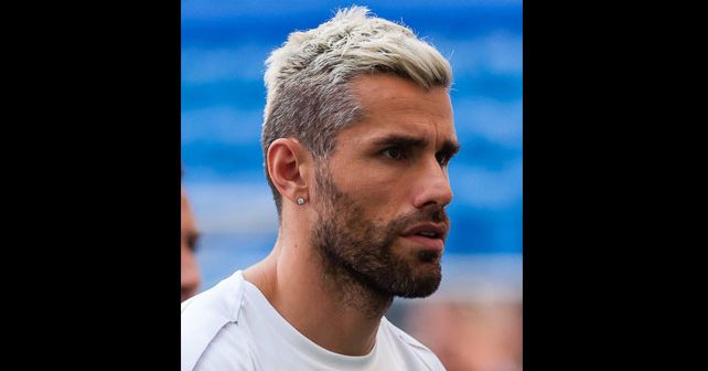 Valon Behrami Biografija Na fotografiji je prikazan fudbaler: Valon Behrami