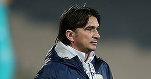 Zlatko Dalić Biografija Na fotografiji je prikazan fudbalski trener: Zlatko Dalić