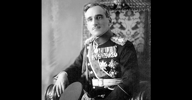 Aleksandar I Karađorđević Biografija Na fotografiji je prikazan kralj, vladar, političar: Aleksandar I Karađorđević