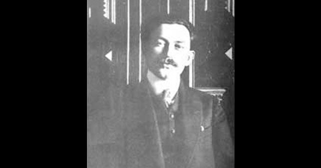Milan Rakić Biografija Na fotografiji je prikazan pesnik, akademik, diplomata: Milan Rakić