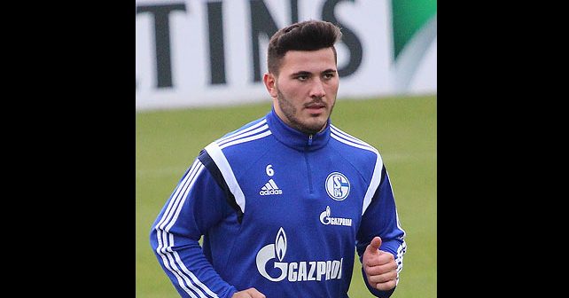 Sead Kolašinac Biografija Na fotografiji je prikazan fudbaler: Sead Kolašinac
