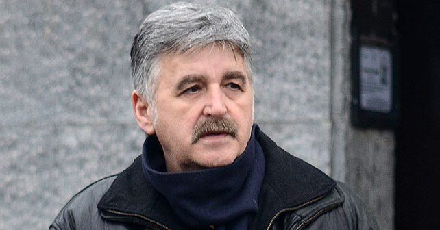Dragan Stojković Bosanac Biografija Na fotografiji je prikazan muzičar: Dragan Stojković Bosanac