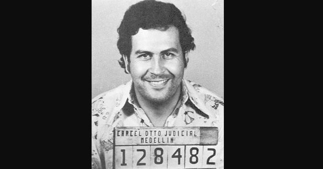 Na fotografiji je prikazan narko-diler, političar: Pablo Eskobar