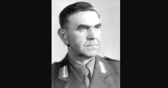 Ante Pavelić Biografija Na fotografiji je prikazan političar, fašistički vođa: Ante Pavelić
