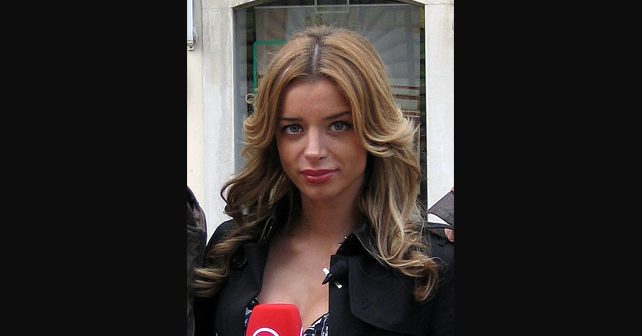 Fani Stipković Biografija Na fotografiji je prikazan novinar: Fani Stipković