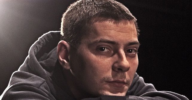 Marčelo (Marko Šelić) Biografija Na fotografiji je prikazan pisac, reper, muzičar: Marčelo (Marko Šelić)