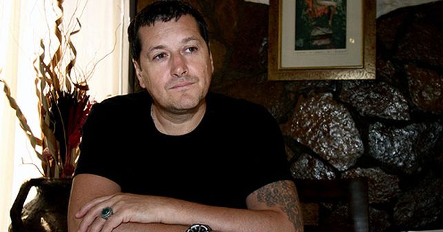 Aco Pejović Biografija Na fotografiji je prikazan pevač: Aco Pejović