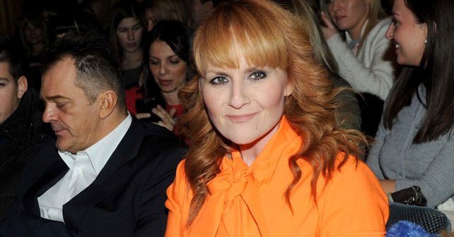 Aleksandra Kovač Biografija Na fotografiji je prikazan pevačica, kompozitor, producent: Aleksandra Kovač