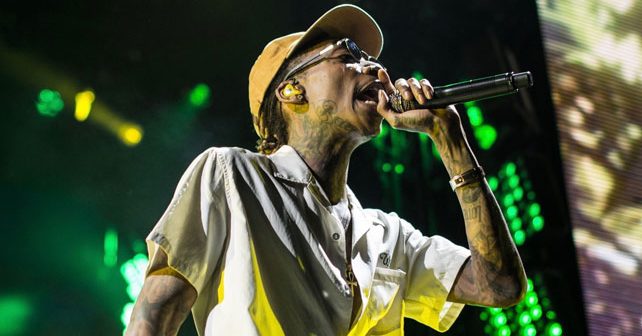 Viz Kalifa (Wiz Khalifa) Biografija Na fotografiji je prikazan pevač, reper: Viz Kalifa (Wiz Khalifa)