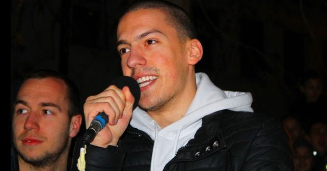Bogdan Ilić (Baka Prase) Biografija Na fotografiji je prikazan jutjuber, pevač, gejmer: Bogdan Ilić (Baka Prase)