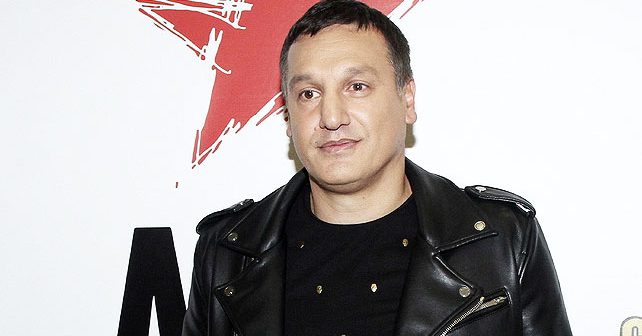 Gagi Đogani Biografija Na fotografiji je prikazan pevač, plesač: Gagi Đogani