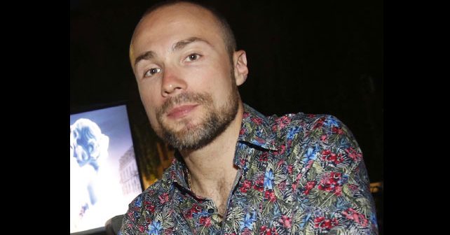 Aleksandar Sofronijević Biografija Na fotografiji je prikazan muzičar: Aleksandar Sofronijević