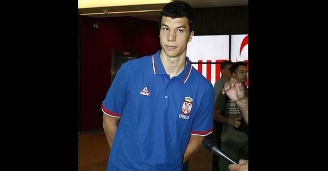 Vladimir Lučić Biografija Na fotografiji je prikazan košarkaš: Vladimir Lučić