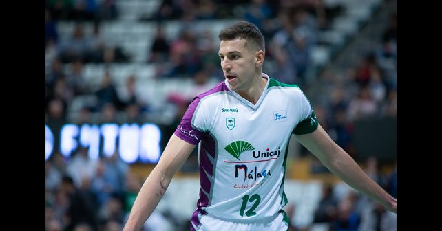Dragan Milosavljević Biografija Na fotografiji je prikazan košarkaš: Dragan Milosavljević