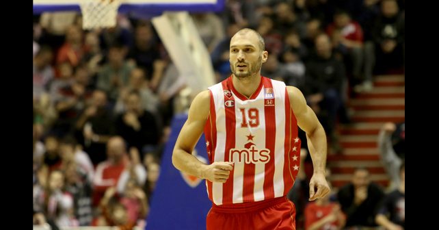 Marko Simonović Biografija Na fotografiji je prikazan košarkaš: Marko Simonović