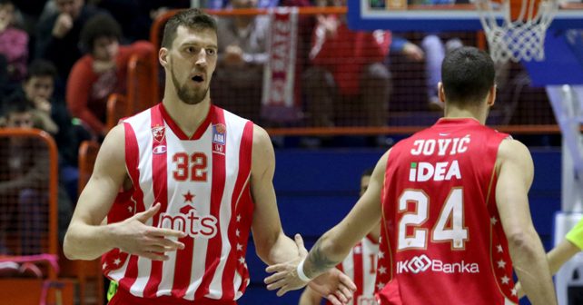 Ognjen Kuzmić Biografija Na fotografiji je prikazan košarkaš: Ognjen Kuzmić