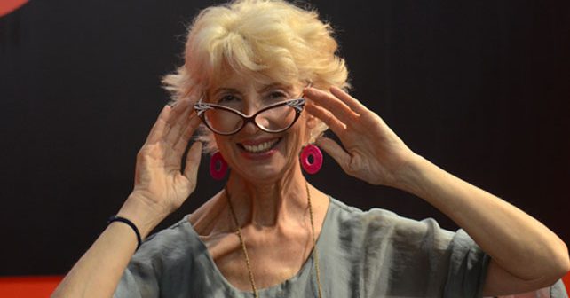 Maja Volk Biografija Na fotografiji je prikazan scenarista, dramaturg, pisac: Maja Volk